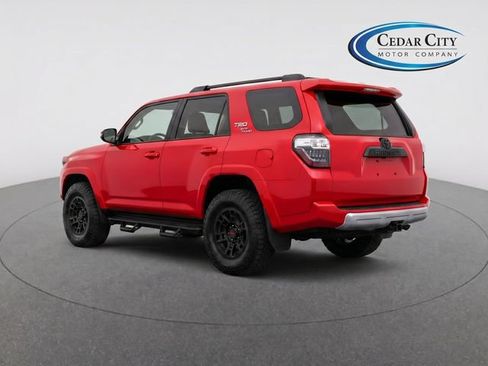 Used 2020 Toyota 4Runner TRD Off-Road Premium w/ Moonroof Package AWD/4WD image 3