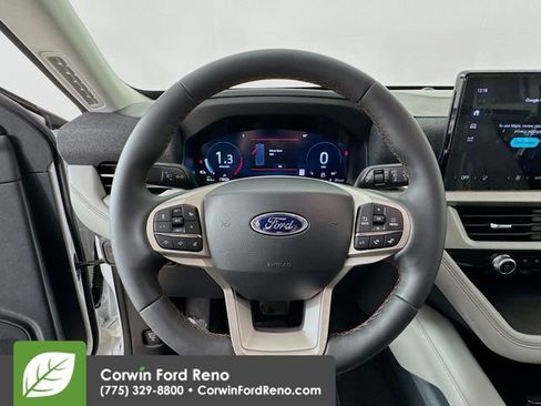 New 2025 Ford Explorer Active w/ Active Comfort Package image 12