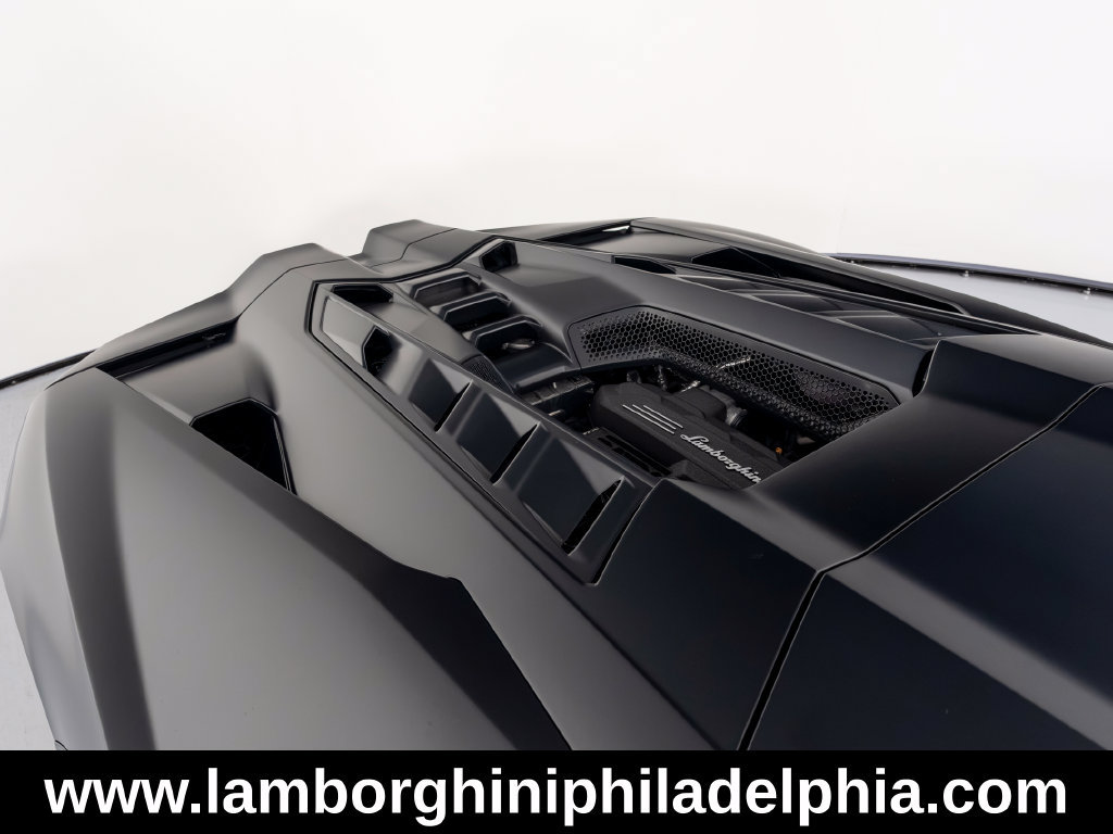 Used 2024 Lamborghini Revuelto AWD/4WD image 45