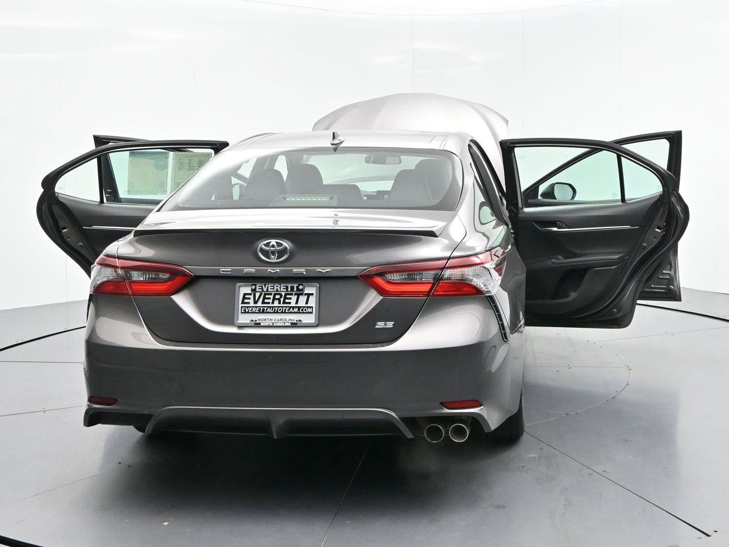 Used 2023 Toyota Camry SE FWD image 35
