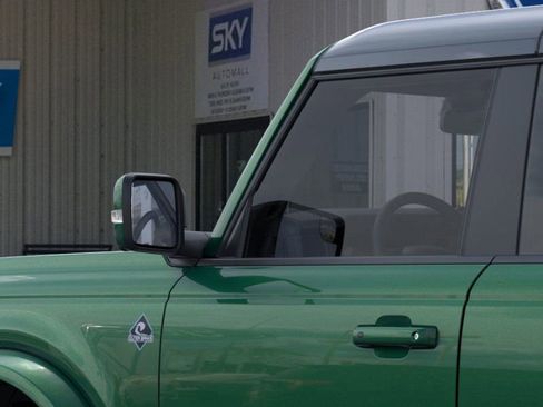 New 2025 Ford Bronco Outer Banks image 25