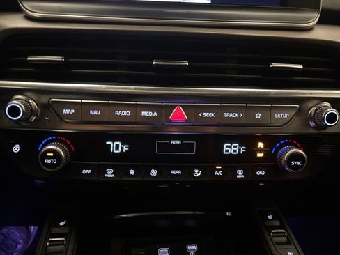 Used 2022 Kia Telluride EX w/ EX Premium Package AWD/4WD image 18