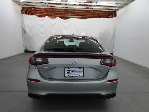 Used 2025 Honda Civic Sport image 6