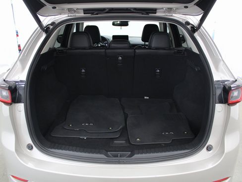 Used 2025 MAZDA CX-5 AWD 2.5 S w/ Preferred Package image 24