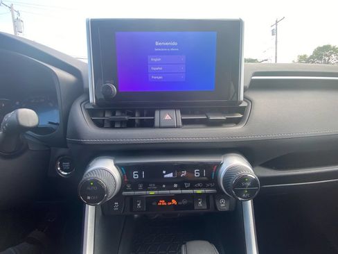 Used 2024 Toyota RAV4 XLE w/ Convenience Package AWD/4WD image 21