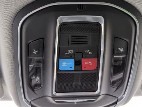 Used 2023 Jeep Grand Cherokee L Laredo image 38