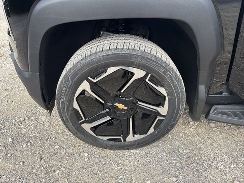 New 2026 Chevrolet Silverado EV LT w/ Premium Package image 13