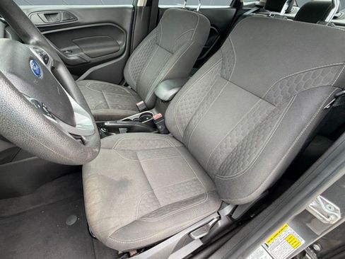 Used 2019 Ford Fiesta SE w/ Equipment Group 201A FWD image 5
