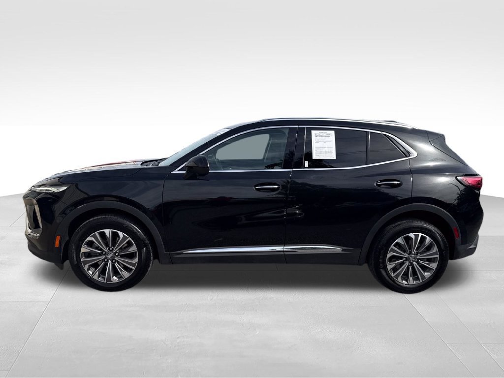 Used 2025 Buick Envision Preferred AWD/4WD image 2