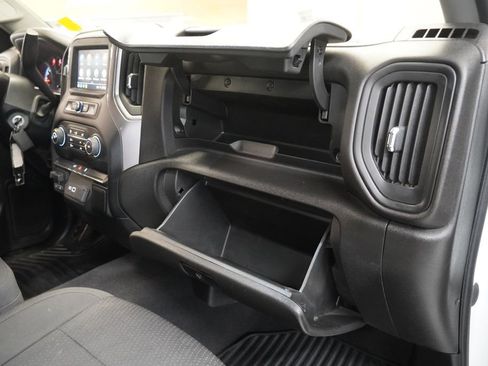 Used 2022 Chevrolet Silverado 2500 Custom w/ Custom Value Package AWD/4WD image 25