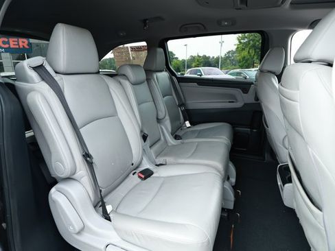 Used 2018 Honda Odyssey Touring image 32