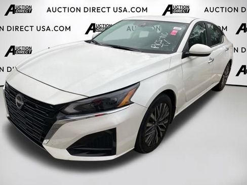 Used 2023 Nissan Altima 2.5 SV image 18