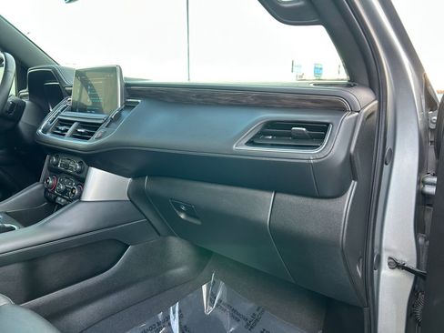 Used 2023 Chevrolet Tahoe Z71 w/ Z71 Off-Road Package AWD/4WD image 27