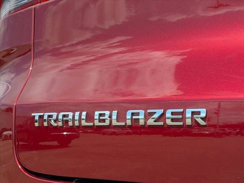 Used 2025 Chevrolet TrailBlazer LT image 22