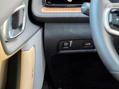 Used 2022 Polestar Polestar 2 Long Range Dual Motor w/ Plus Package image 15