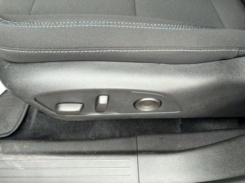 New 2026 Chevrolet Equinox EV LT w/ Comfort Package image 15