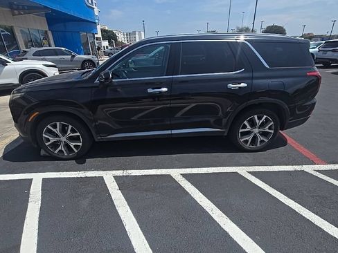 Used 2020 Hyundai Palisade SEL w/ Premium Package FWD image 4