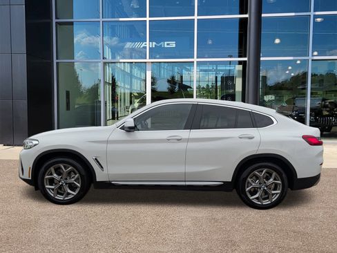 Used 2025 BMW X4 xDrive30i w/ Premium Package image 8