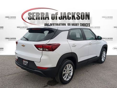 Used 2026 Chevrolet TrailBlazer LS image 9