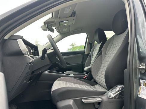 New 2026 Volkswagen Tiguan S AWD/4WD image 8