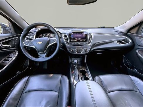 Used 2024 Chevrolet Malibu LT FWD image 7