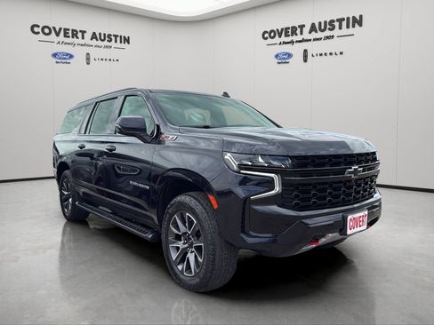 Used 2023 Chevrolet Suburban Z71 w/ Luxury Package AWD/4WD image 7