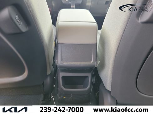 New 2027 Kia Seltos S FWD image 12