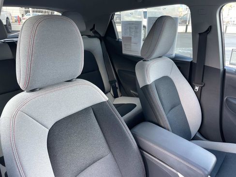 Used 2020 Chevrolet Bolt LT image 27