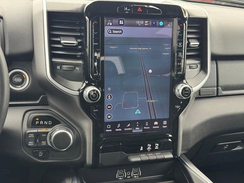 Used 2025 RAM 1500 Big Horn AWD/4WD image 13