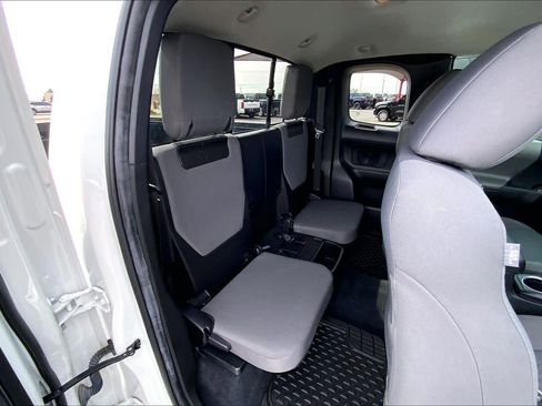 Used 2022 Toyota Tacoma SR w/ SX Package image 20