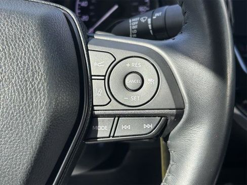 Certified 2022 Toyota Camry SE image 34