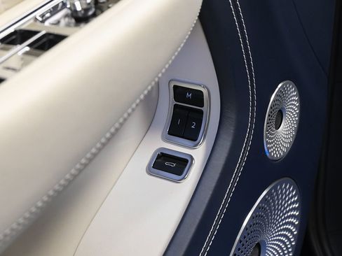 Used 2024 Bentley Continental GT image 39