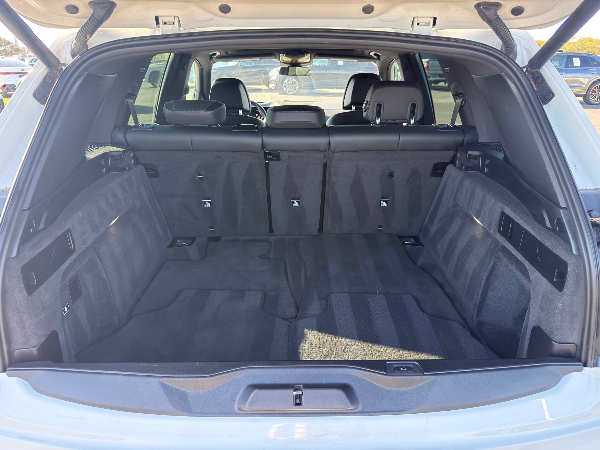 Used 2025 BMW X5 xDrive40i AWD/4WD image 10