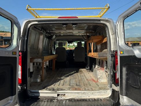 Used 2017 Ford Transit 150 130 Low Roof RWD image 12