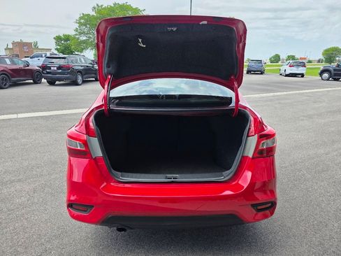 Used 2019 Nissan Sentra SR Turbo FWD image 17