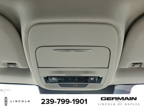 New 2026 Lincoln Navigator Reserve AWD/4WD image 32
