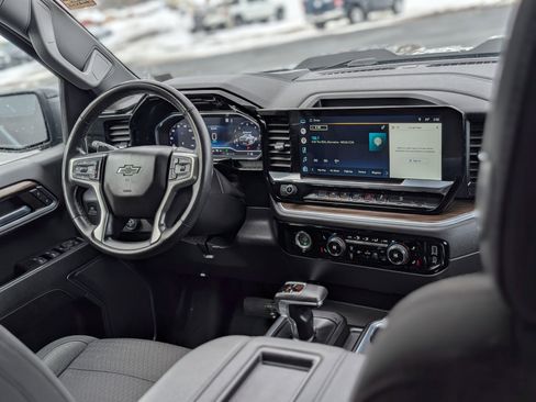 Used 2022 Chevrolet Silverado 1500 LT Trail Boss image 15