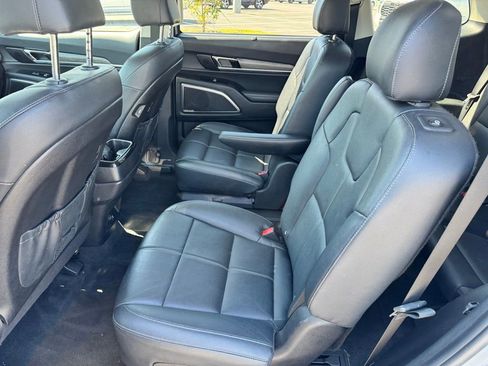 Used 2022 Kia Telluride SX w/ Nightfall Edition Package AWD/4WD image 31