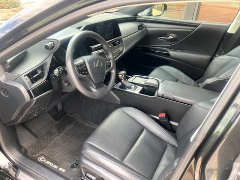 Used 2022 Lexus ES 350 w/ Premium Package FWD image 9