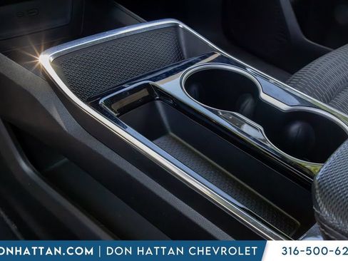 Used 2025 Chevrolet Equinox LT FWD image 11