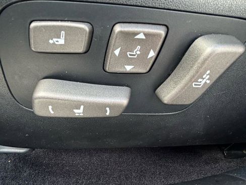 Used 2010 Lexus LS 460 RWD image 10
