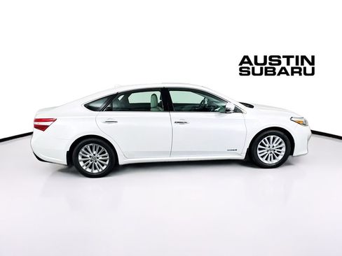 Used 2013 Toyota Avalon Limited image 8