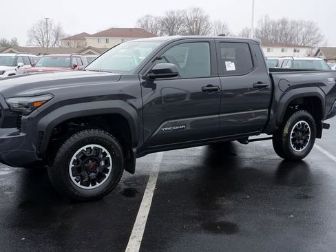 New 2026 Toyota Tacoma TRD Off-Road image 2
