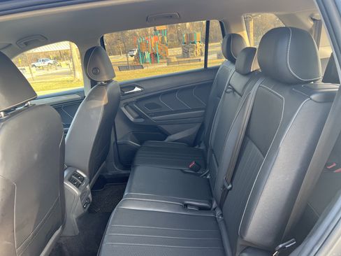 Certified 2022 Volkswagen Tiguan SE image 29