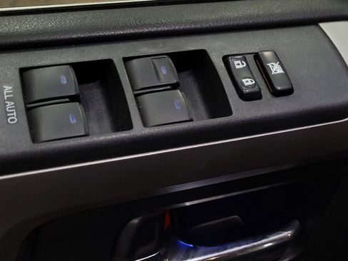 Used 2018 Toyota 4Runner Limited image 27