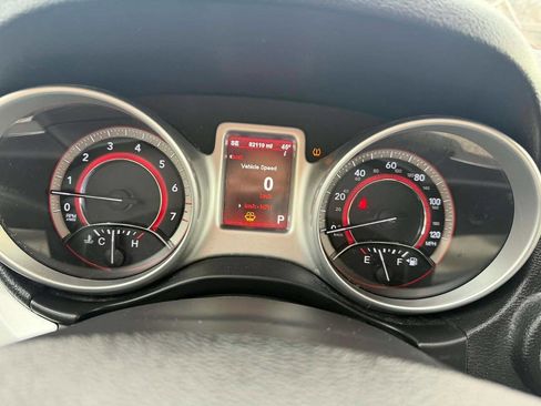 Used 2012 Dodge Journey SXT w/ Popular Equipment Group image 9