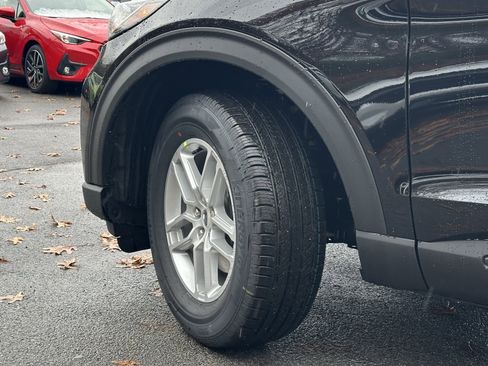 New 2026 Ford Explorer Active image 4