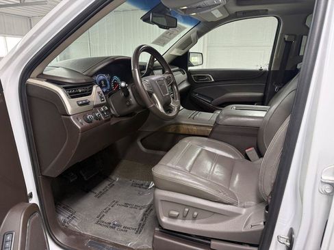 Used 2018 GMC Yukon XL Denali AWD/4WD image 10