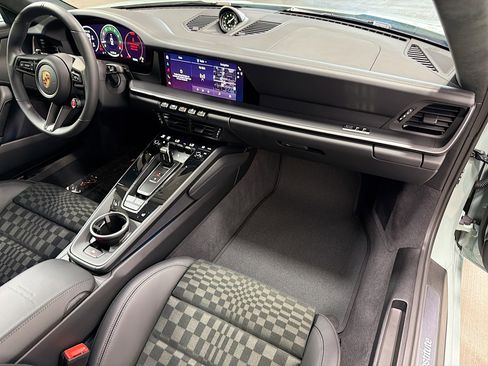 Certified 2026 Porsche 911 Carrera RWD image 14