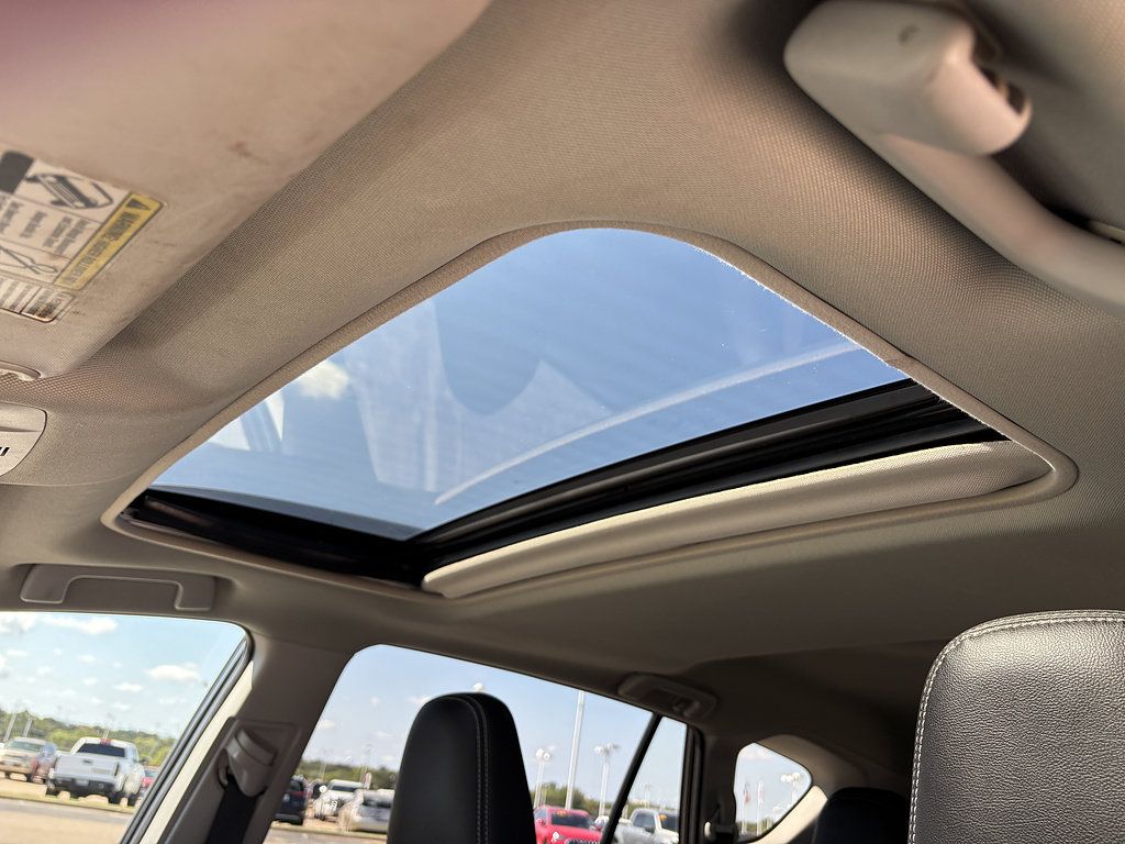 Used 2014 Toyota RAV4 XLE FWD image 8